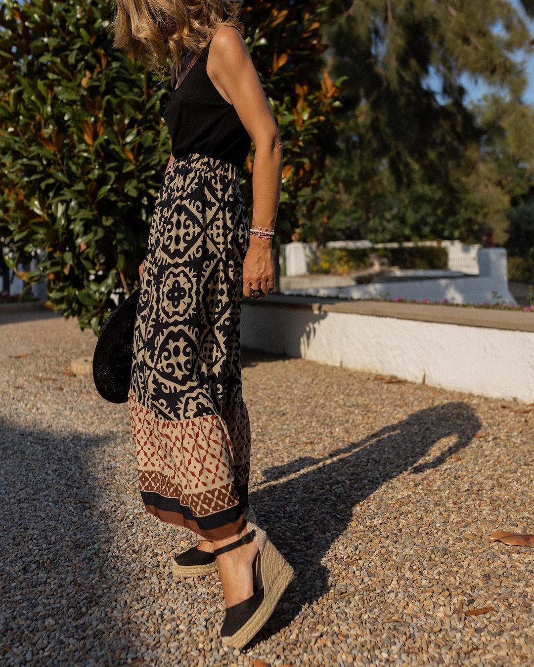 "Aura™ | Długa spódnica Boho Hily" can be rewritten as "Aura™ | Hily Boho Maxi Skirt".