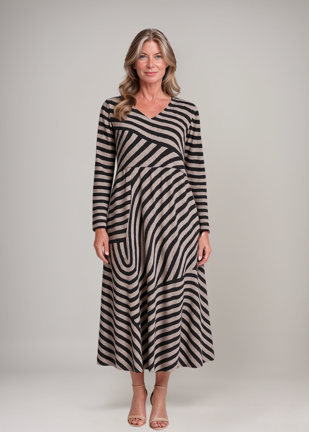 Belinda™ | Maxi Dress with Stripes and V-Neck