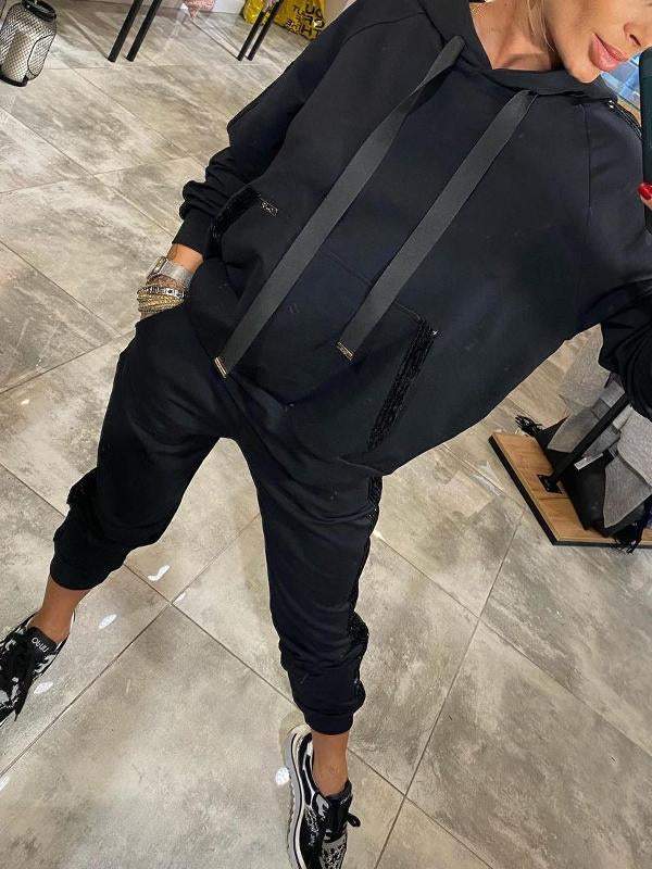 Violetta - Casualowy kombinezon z długimi cekinami i kapturem