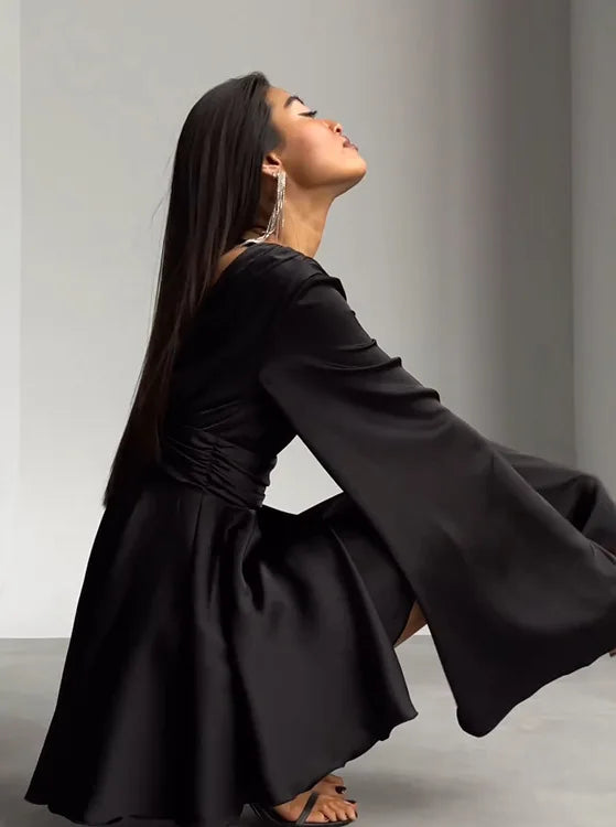 Darla™ | Satiny Dress with Wide Sleeves