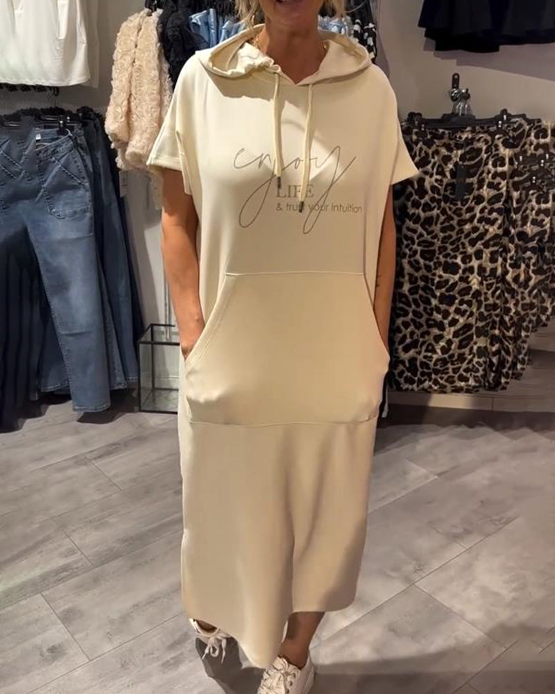 Alina – Codzienna sukienka z kapturem i luzem