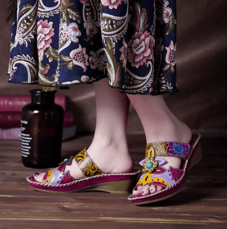 ✨Czeskie, ręcznie robione sandały na koturnie w kwiaty