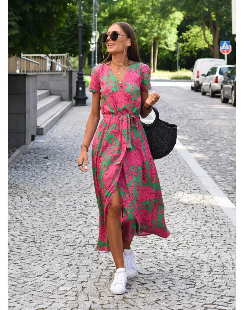 Agnieszka - Elegancka sukienka z dekoltem w kształcie V