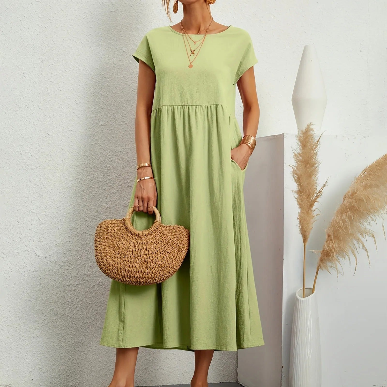 Catherine - Elegancka Sukienka Esencjonalna